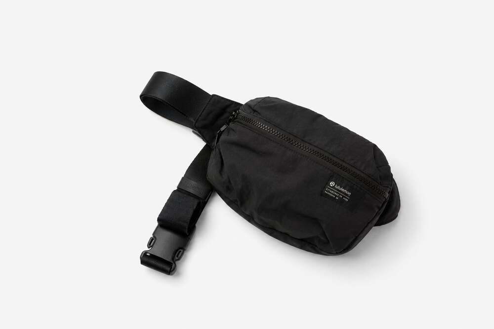 Lululemon Black Everywhere Belt Bag Crossbody Waist Pack Adjustable Strap